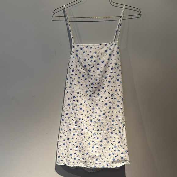 Floral Tie-Back Mini Dress - Picture 6 of 8